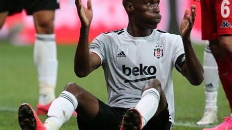 A­t­i­b­a­:­ ­S­e­r­g­e­n­ ­H­o­c­a­ ­t­a­k­ı­m­a­ ­B­e­ş­i­k­t­a­ş­ ­k­i­m­l­i­ğ­i­ ­g­e­t­i­r­d­i­